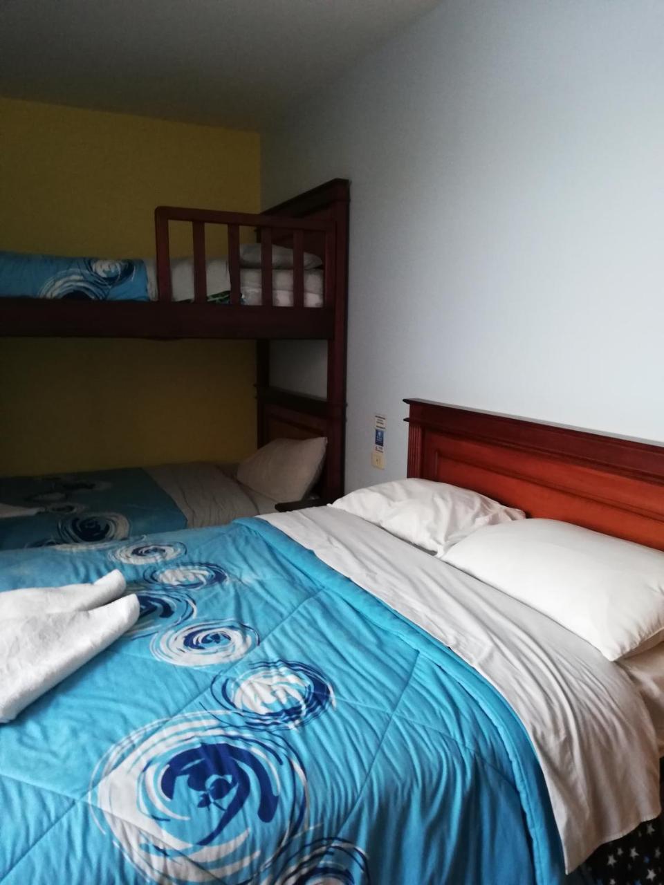 Club Ejecutivo Hotel Баньос Экстерьер фото